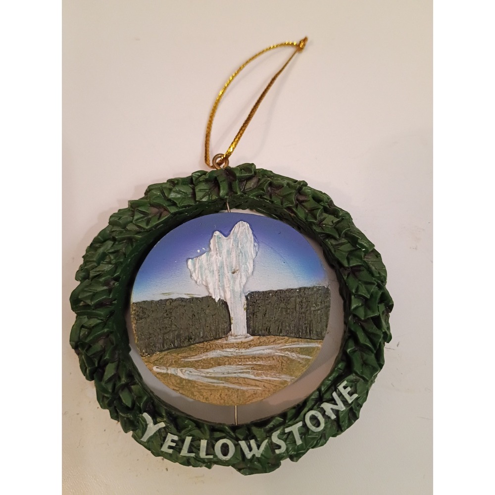 Yellowstone National Park Wreath Ornament Rotating Old Faithful Bison Moose
